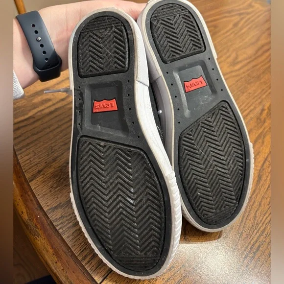 Levi’s boys sneakers size 4 - Picture 5 of 5